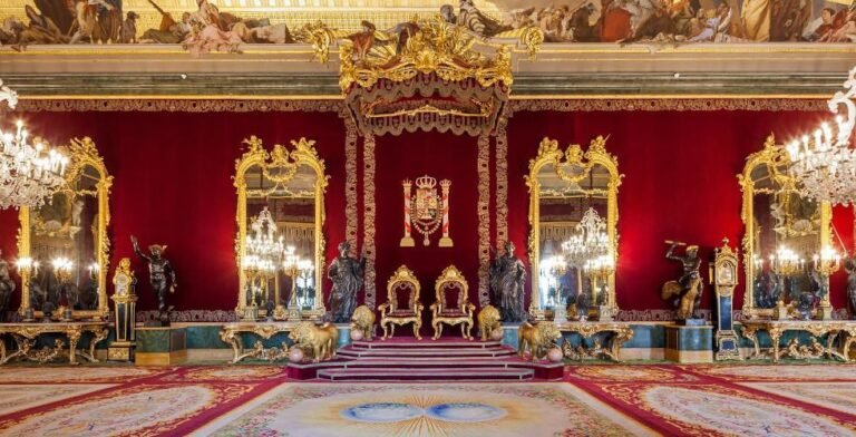 EL PALACIO REAL DE MADRID O PALACIO DE ORIENTE, UNA VISITA PARA CONOCER MEJOR LA HISTORIA DE ESPAÑA CON UN 50% DE DESCUENTO