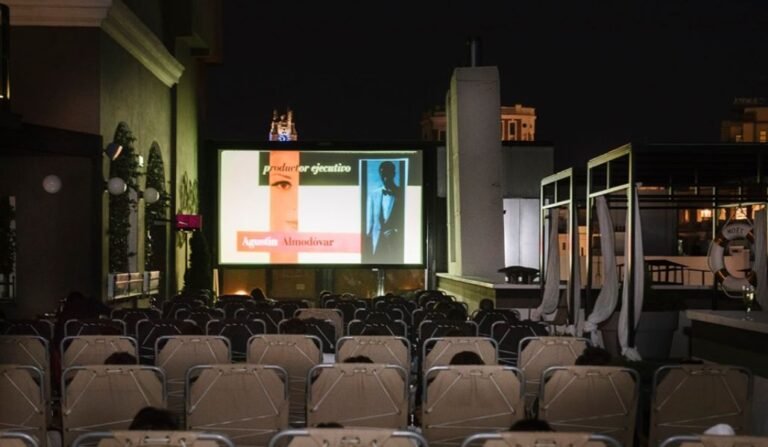 CINE VERANO AZOTEA HOTEL EMPERADOR