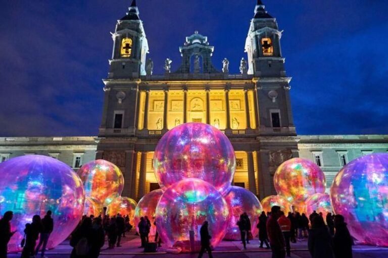 LuzMadrid 2023: Arte lumínico en movimiento y vibración en la capital española